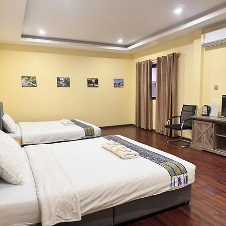 Yula Hotel Thatluang Vientián Kültér fotó